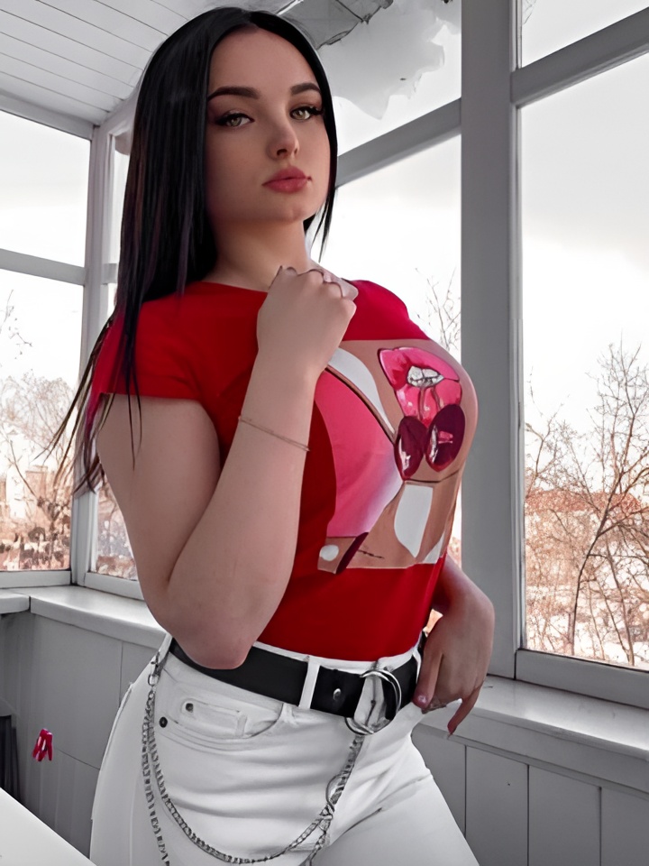 Кира привлекательная девушка из Лесосибирска цена от 1500 руб