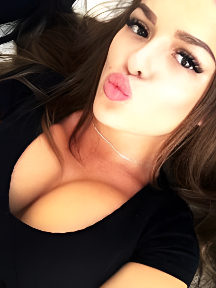 Ленусик привлекательная девушка из Лесосибирска цена от 4000 руб