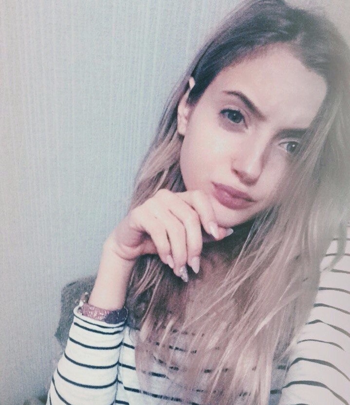 Эльза привлекательная девушка из Лесосибирска цена от 3500 руб