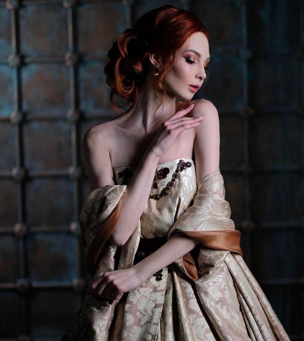 Светлана привлекательная девушка из Лесосибирска цена от 6000 руб