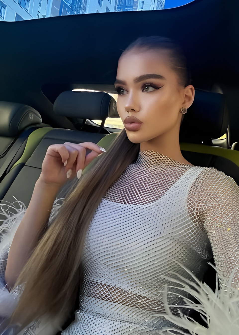 ПОЛИНА BEST GERL привлекательная девушка из Лесосибирска цена от 18000 руб