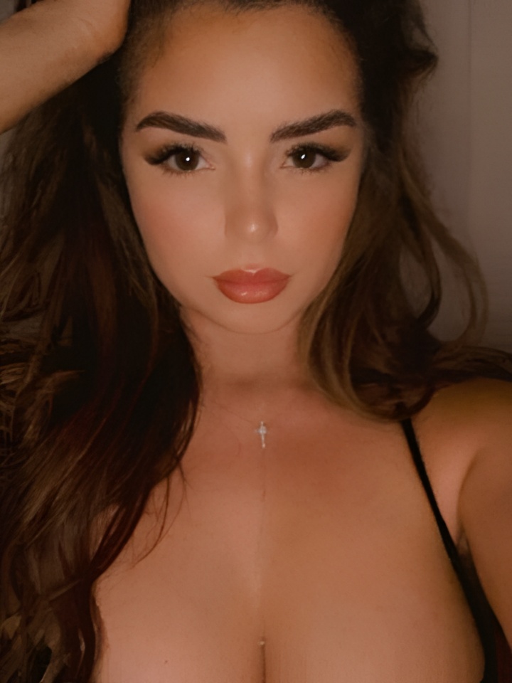 Индивидуалка Роксана, доступна для личного знакомства от 3000 руб