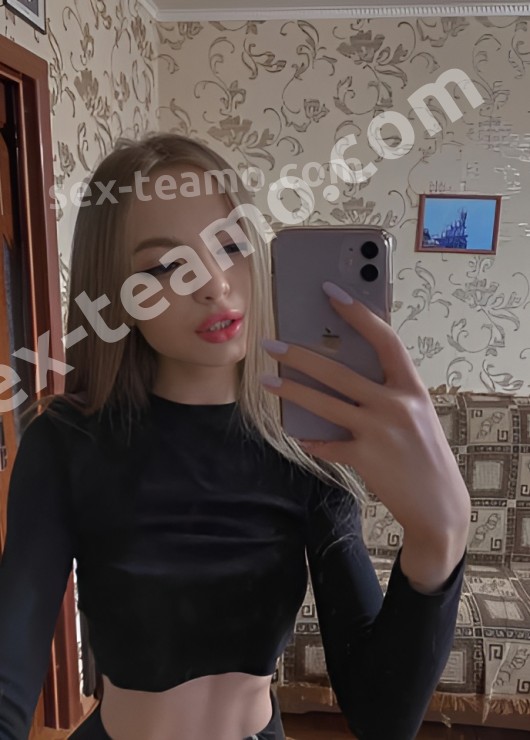 Ева привлекательная девушка из Лесосибирска цена от 2500 руб